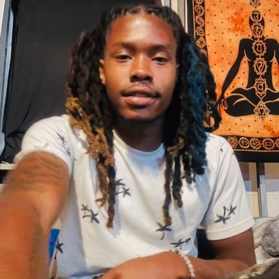 LawDawg_'s profile picture. just read the tweets.