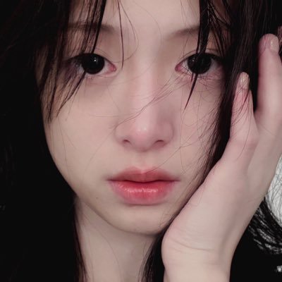 lythxine's profile picture. for #YGNBG ☁️