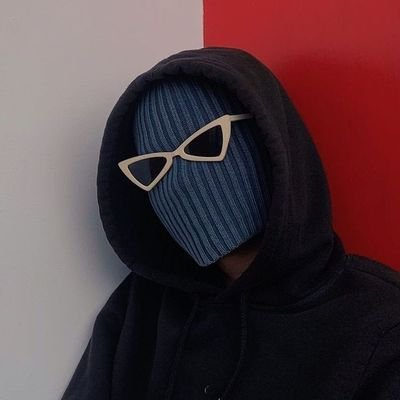 Kend_riq's profile picture. Umuntu ngumuntu ngabantu