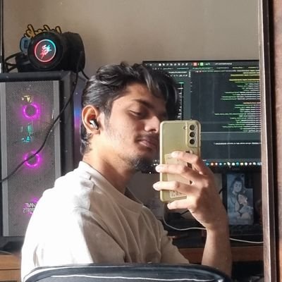 AyushRgP2's profile picture. ❤️