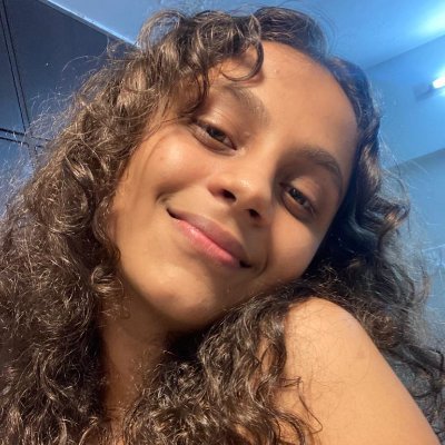helloaahna's profile picture. hi