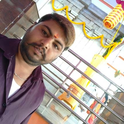 Divyapraka55514's profile picture. 