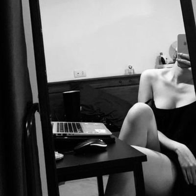 _Valtf's profile picture. 22  // 📍 MDNI // 18+ NSFW ✨