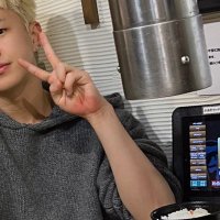 우아 (@sv_0218_dk) 's Twitter Profile