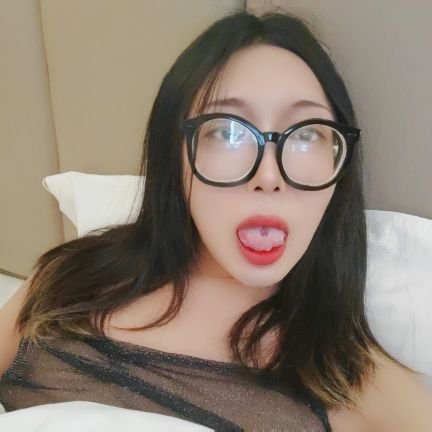 yaoqin111's profile picture. 大号没了，推不常上，有偿线下加我联系方式苏苏与瑶琴/苏境尘 🐧:2117659285  微: susuyaoqin
 #伪娘 #cd #ts #淄博