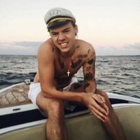 ੭୧ . chrispy 🦔| !★! OBX4ᥫ᭡ (@chrisslvss_hs) 's Twitter Profile