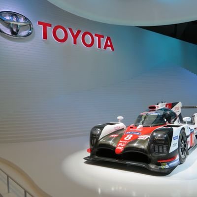 ZGz7d's profile picture. 携帯修理で前のXアカウント消失。

撮影会にまた参加したいけど自信が無く諦めている人です。

なので皆さんのポートレートを見て癒されている人でもあります。

レースアンバサダーのファンなので時々モーターショーやサーキットに出没してます。

無言フォローすいません…
不快に感じられた方は寂しいですがブロックどうぞ…！