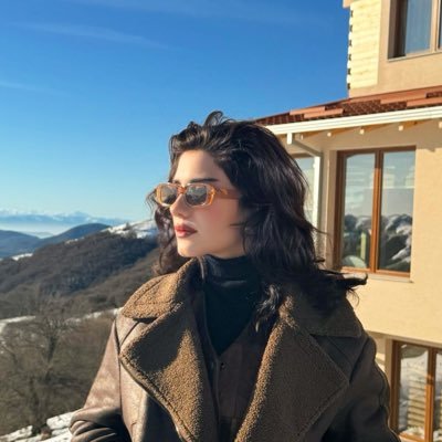 KetiZasheva's profile picture. bruh