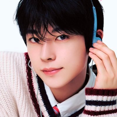 YUK1_45's profile picture. 