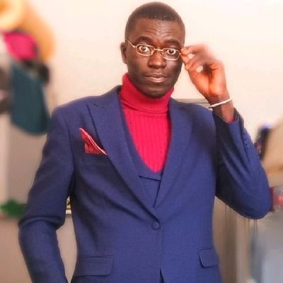 Étudiant à l'université Cheikh Anta Diop de Dakar, faculté de droit 💫