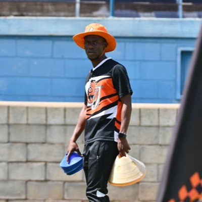 Melaninn_bro's profile picture. Performance Analyst @UJfootball🇿🇦| Performance Analyst led by God🙏🏾 Eat🍽️, Sleep😴, Repeat Football⚽️| Arsenal