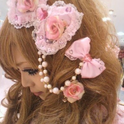 miss ami π π§ λ―Έ Profile