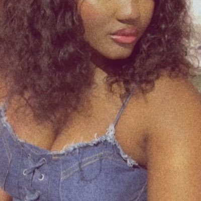AdeosunTundun's profile picture. 