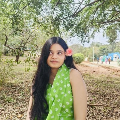 Jhanak_'s profile picture. Content consumer. Namkeen enthusiast. Baby Elephant lover.