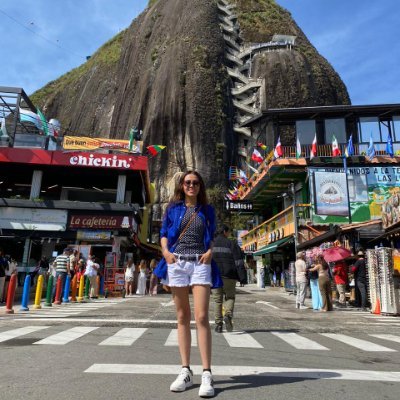 m4l3j4_'s profile picture. Ing.Teleco. Generalmente mi cabeza permanece en corto circuito 🤯