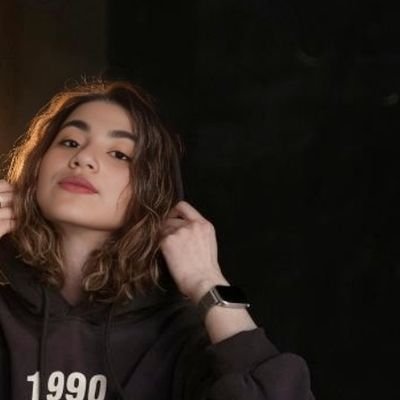 Zhivan2's profile picture. Artist girl🌾بک میدم قول
دارم بک میدم لیمیت شدم