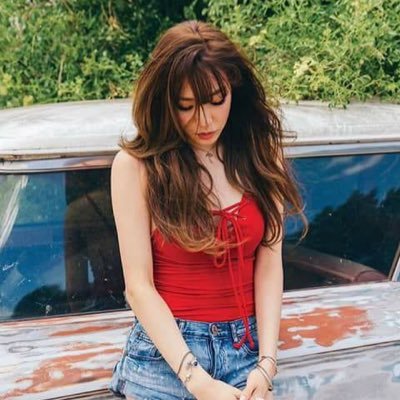 KarnYS256's profile picture. 