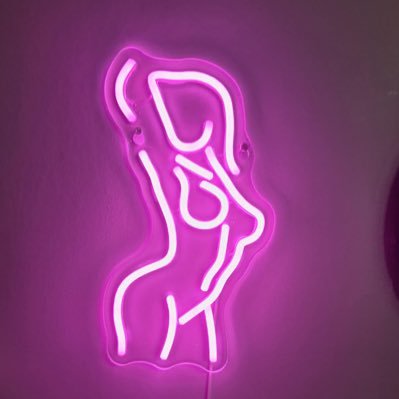 RollandBella0's profile picture. 