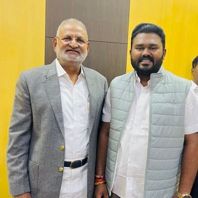 प्रदेश सचिव : भाजपा युवा मोर्चा महाराष्ट्र | प्रदेश संयोजक : आयुर्वेद विभाग भाजपा वैद्यकीय विद्यार्थी आघाडी,महाराष्ट्र | aherrushij@gmail.com
