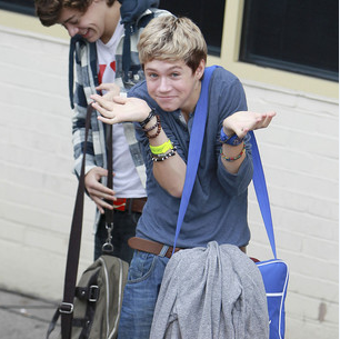 JumpInWith1D's profile picture. Work hard, play hard, be kind - Harry Styles; xD
http://t.co/2vHDES2O1L xx