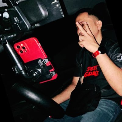 Shahmohds's profile picture. Yang dihidang dimata tak sama yang dirasa dilidah~