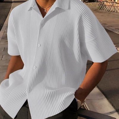 HeirOfArrakis's profile picture. Manchester United🔥|Reading📚📖|#booktwt| Tolkien | Dune ⏳