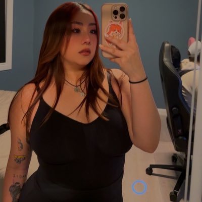 PaaulaCh_'s profile picture. Happily married 💍🤍