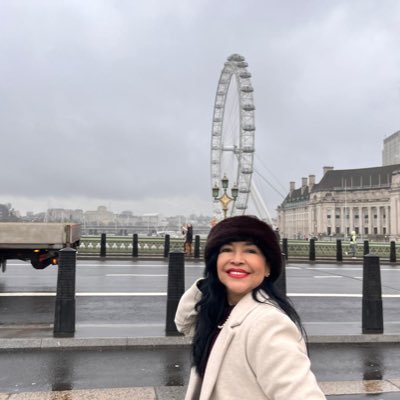 SoyYonna's profile picture. Abogada Constitucionalista.