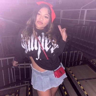 Taeeetae65's profile picture. new account run my shit up😭😊