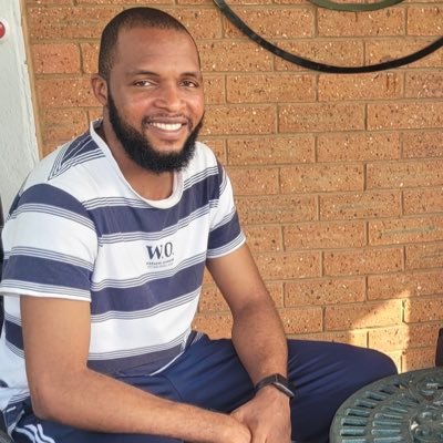 Motivational Speaker|| Public Speaker|| A Social Media Enthusiast || A Lover for humanity.