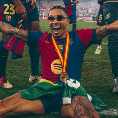 liuwiqq's profile picture. visca el barça 🔥agustd 🔥 mia san mia🔥juve