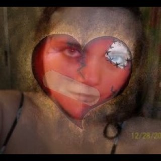 Rosie_Lovegood's profile picture. Luna's cousin~creator of Love potions~Romantic witch from Slytherin house*