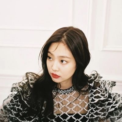 quem é essa tal jennie aí q esse povo tanto fala,não conheço