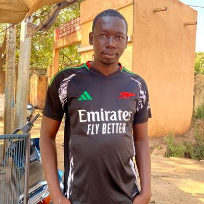 J'aime le sport et mon équipe préférée c'est Arsenal et Mali France