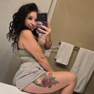 liz75600's profile picture. 