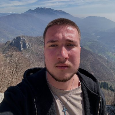 Crazouy's profile picture. 