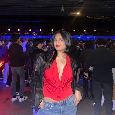 aramprakash26's profile picture. 20 - she/her - just vibing👾