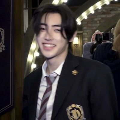 clarioteia's profile picture. I'm just a girl in the world
farmácia (3/10) 🧪
primeira vez tentando um studytwt