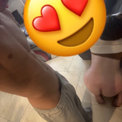 Just turned 18 🔞😏 (Dm for customs, ft prices ) sub to the OF 😈