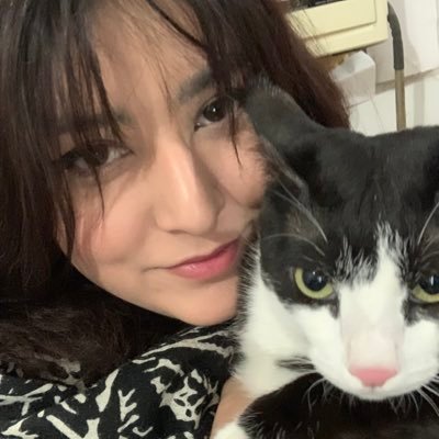 b4nafsheh's profile picture. who knows ، 👩🏻‍🍳