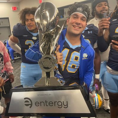 @specialteamsu trained - Former D1 Long snapper for @GeauxJags, 2 years D1 FILM https://t.co/C9VrG0GiOu Top 10 Kohls 🏈Football Recruitment Coach!