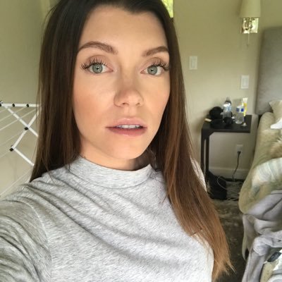 LaurenlalaRose's profile picture. Going places. Seeing faces.