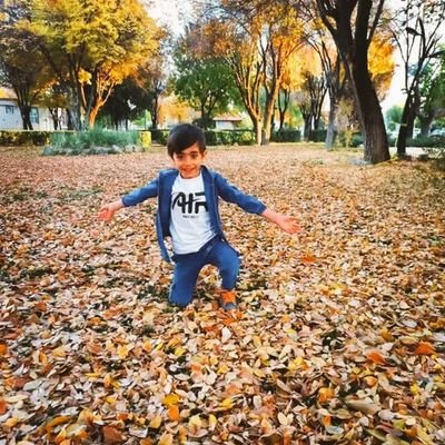 yasen543378222's profile picture. 