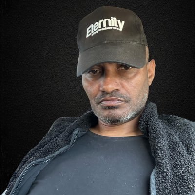 MC-ROBBIE-DEE Profile