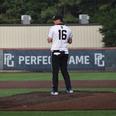 ‘27-RHP-📲(956-500-2693) 6’1, 210lb -jsalinas8616@gmail.com-Banditos Deleon 2027-#uncommitted-Class rank 5/191-FB top 90