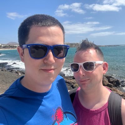 33 | UK 🇬🇧 | Engaged💍👬😍| 8/3/2017 | Support Worker | Louie 🐶❤️ | Little Monster 🎶 | Barb 🩷 | Bunhead 🎶 | Angel 🎶