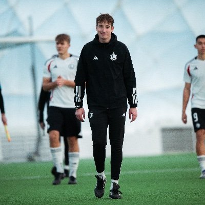 UEFA B licensed coach | Legia Warszawa U19 | @futbologiapl |