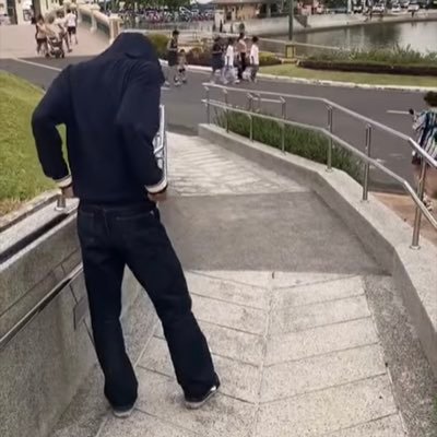 khunritthirong's profile picture. ครับ