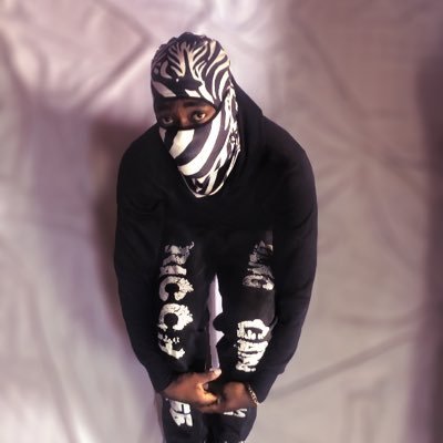 RicchDee's profile picture. 𝖙𝖗𝖎𝖓𝖎𝖙𝖆𝖗𝖎𝖆𝖓