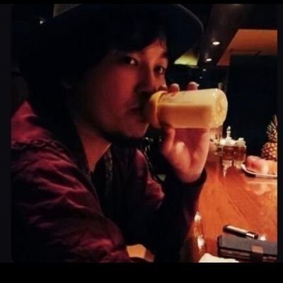 zihen_tai's profile picture. 3バカのバカなこと思い付く担当。
FF8とDODとシャドウハーツとRADとポルノとサンボマスターとガッシュは僕の青春でした。
麻雀、音楽、ゲーム、漫画好き。
Mr.誕生日です。妻が大好きです。
マシュマロ
https://t.co/pIMWFccNuW